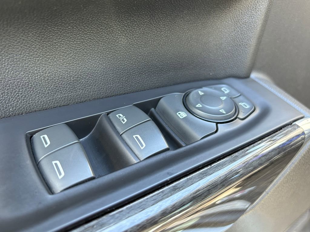 Used 2020 Chevrolet Silverado 1500 LT Trail Boss AWD/4WD image 15