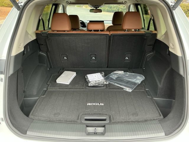 New 2026 Nissan Rogue Platinum w/ Platinum Premium Package image 18