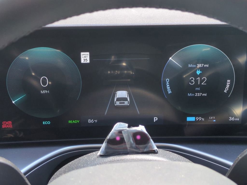 New 2026 Hyundai Ioniq 9 Limited AWD/4WD image 16