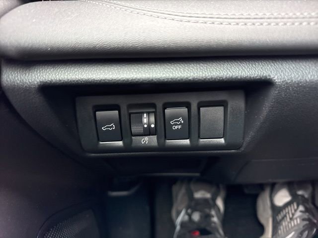 Used 2023 Subaru Outback Limited image 23
