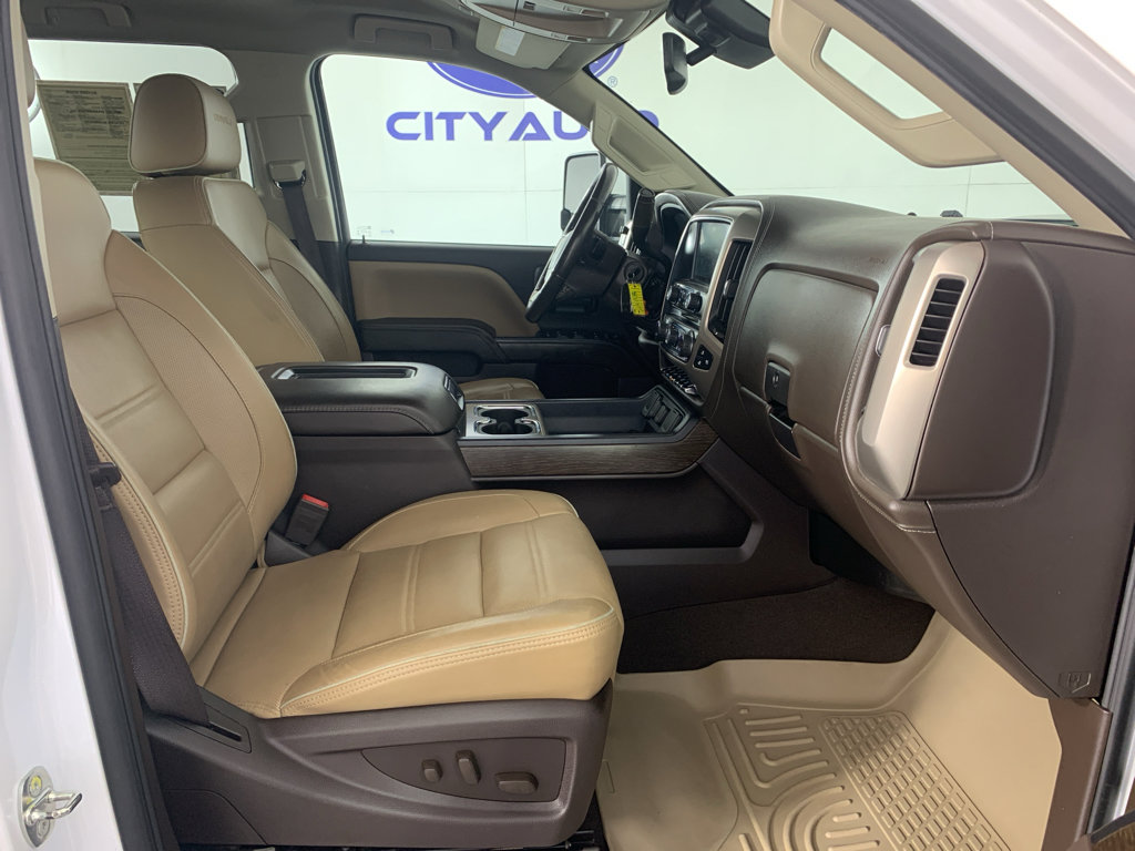 Used 2019 GMC Sierra 3500 Denali w/ Duramax Plus Package image 40