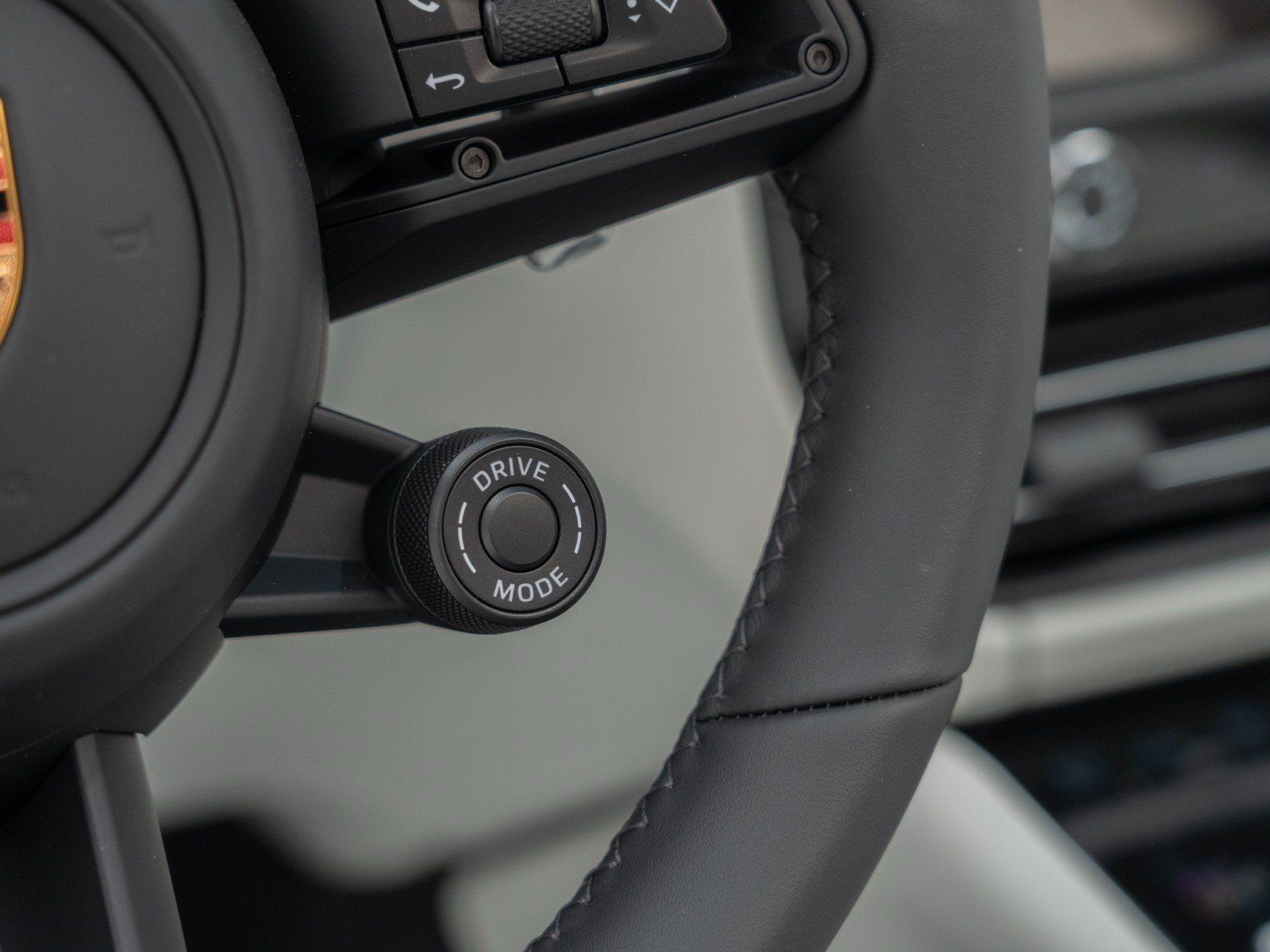 New 2026 Porsche Macan S AWD/4WD image 28