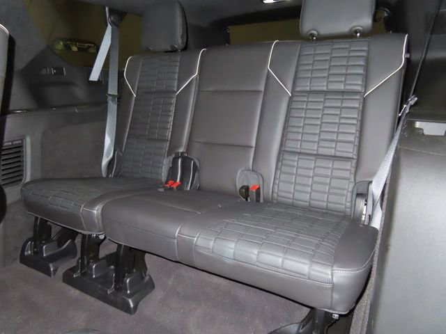 Certified 2024 Cadillac Escalade ESV V w/ LPO, ONYX Package AWD/4WD image 23