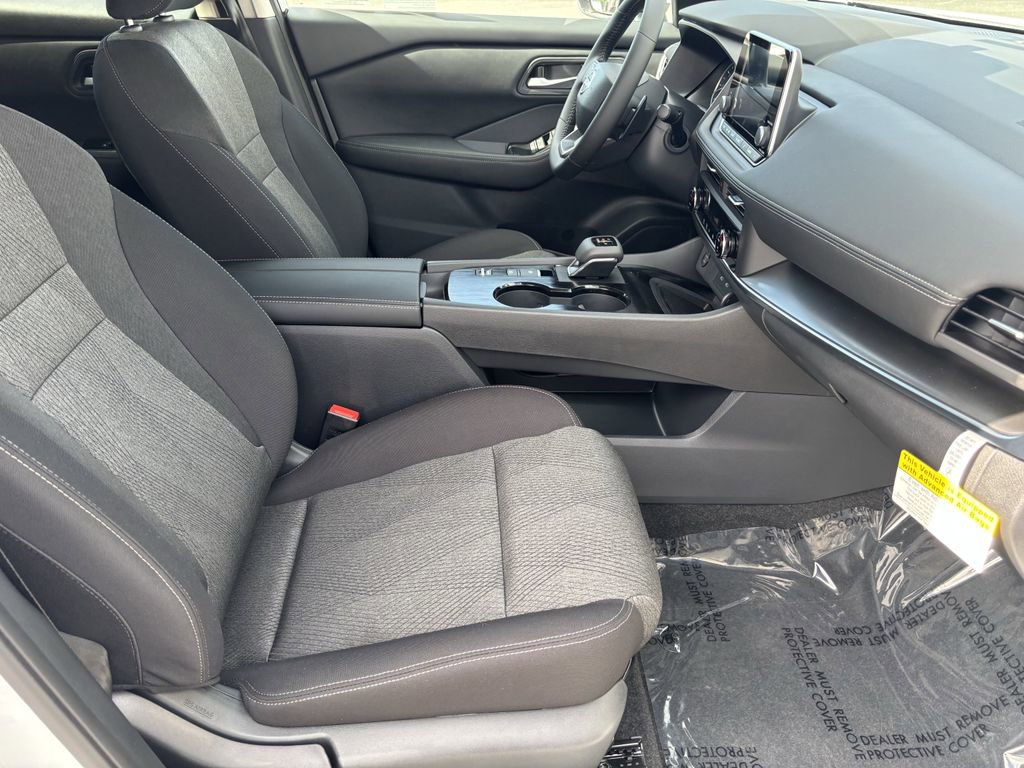 New 2026 Nissan Rogue SV image 9