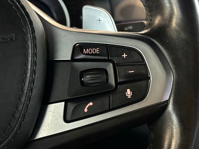 Used 2019 BMW 530e w/ M Sport Package image 29