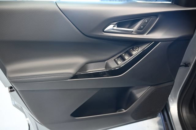New 2026 Chevrolet Equinox LT w/ Safety and Technology Package FWD image 26