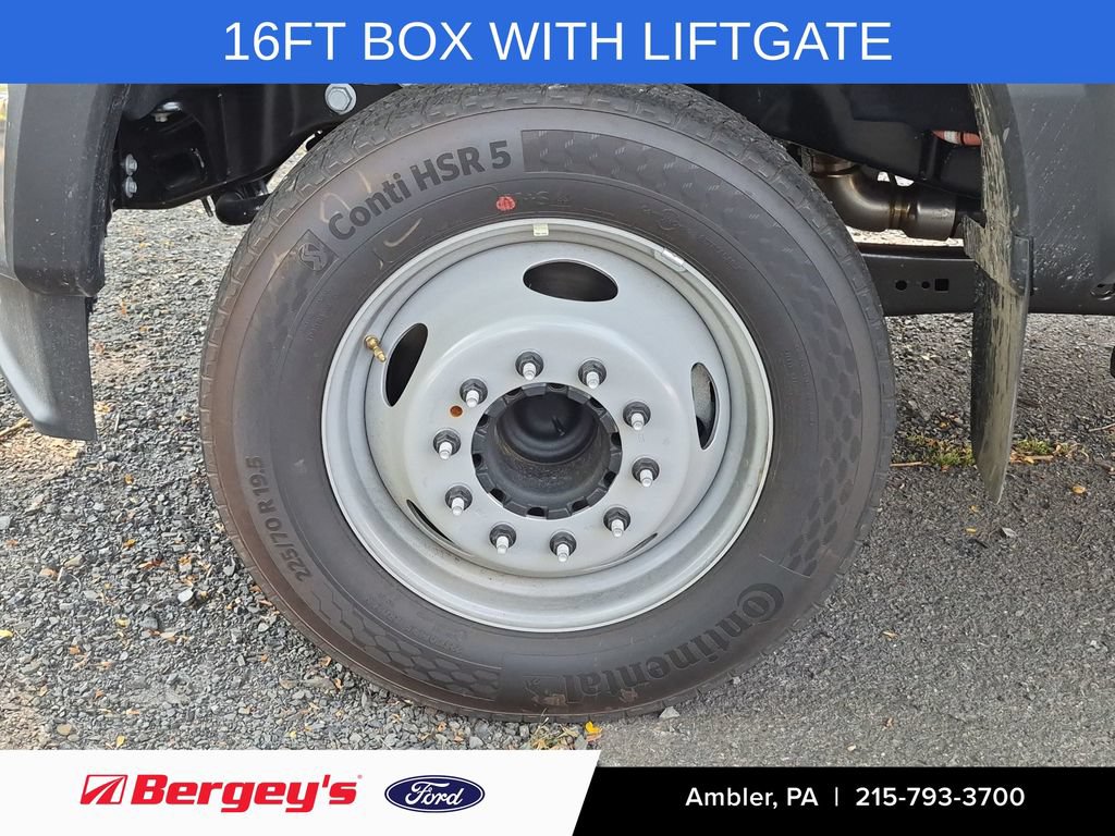 New 2026 Ford F550 2WD Regular Cab Super Duty image 10
