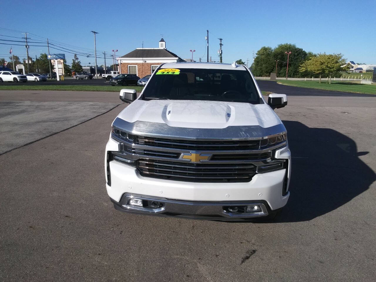 Used 2020 Chevrolet Silverado 1500 High Country w/ Technology Package image 16