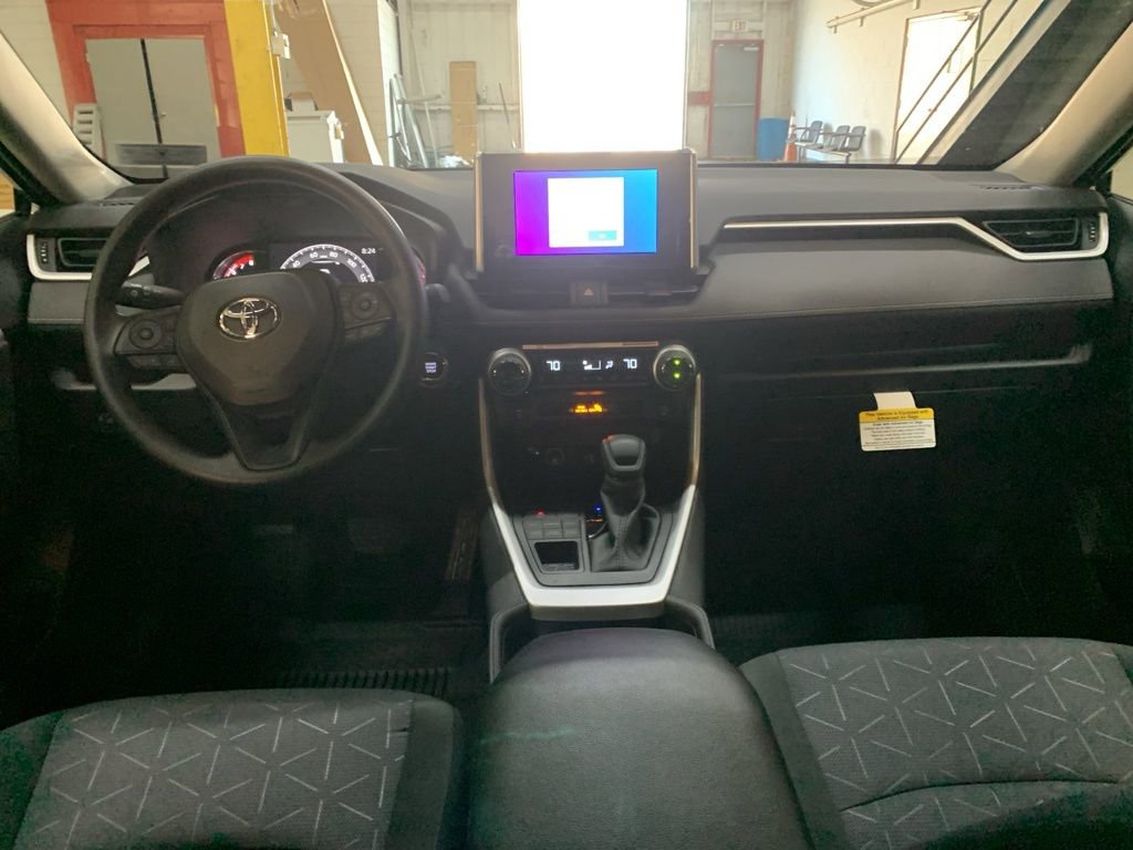 New 2025 Toyota RAV4 XLE image 15