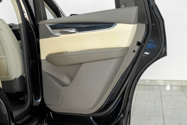 Used 2023 Cadillac XT6 Premium Luxury AWD/4WD image 59