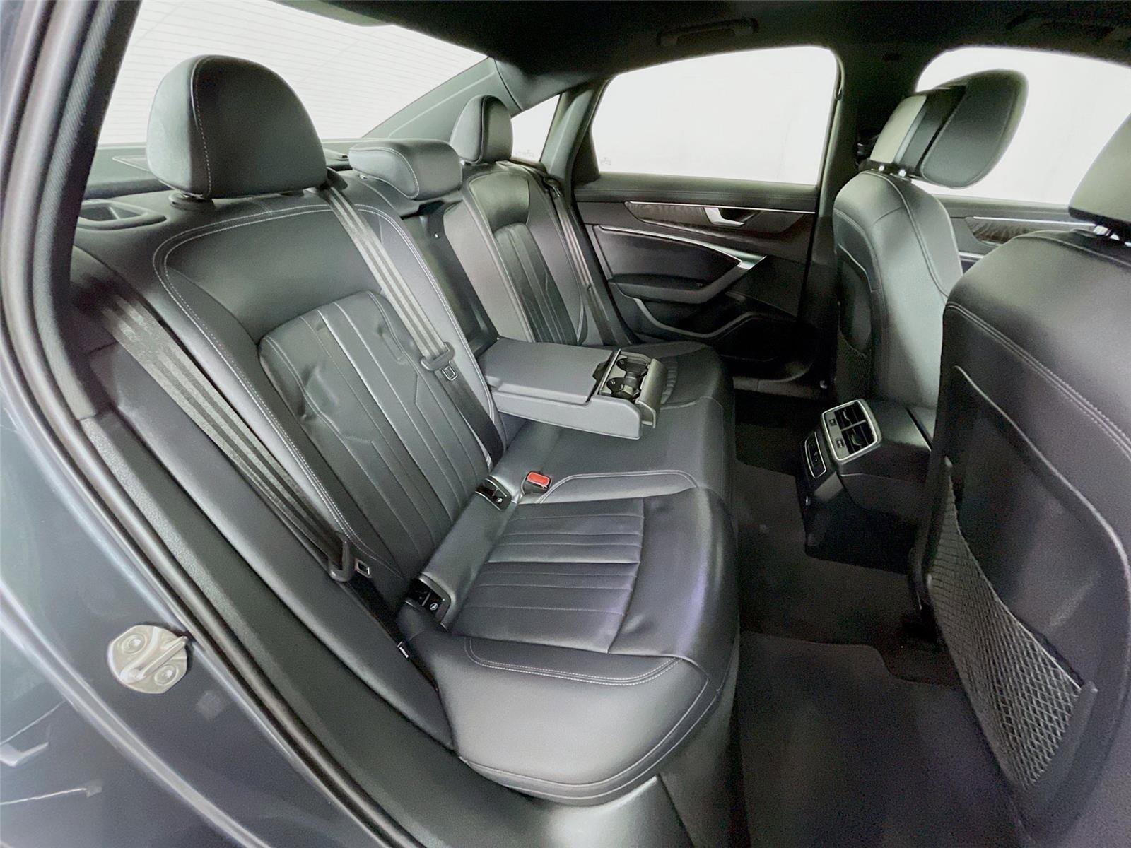 Used 2023 Audi A6 Premium image 31