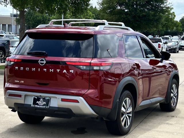 Used 2024 Nissan Pathfinder SL AWD/4WD image 5