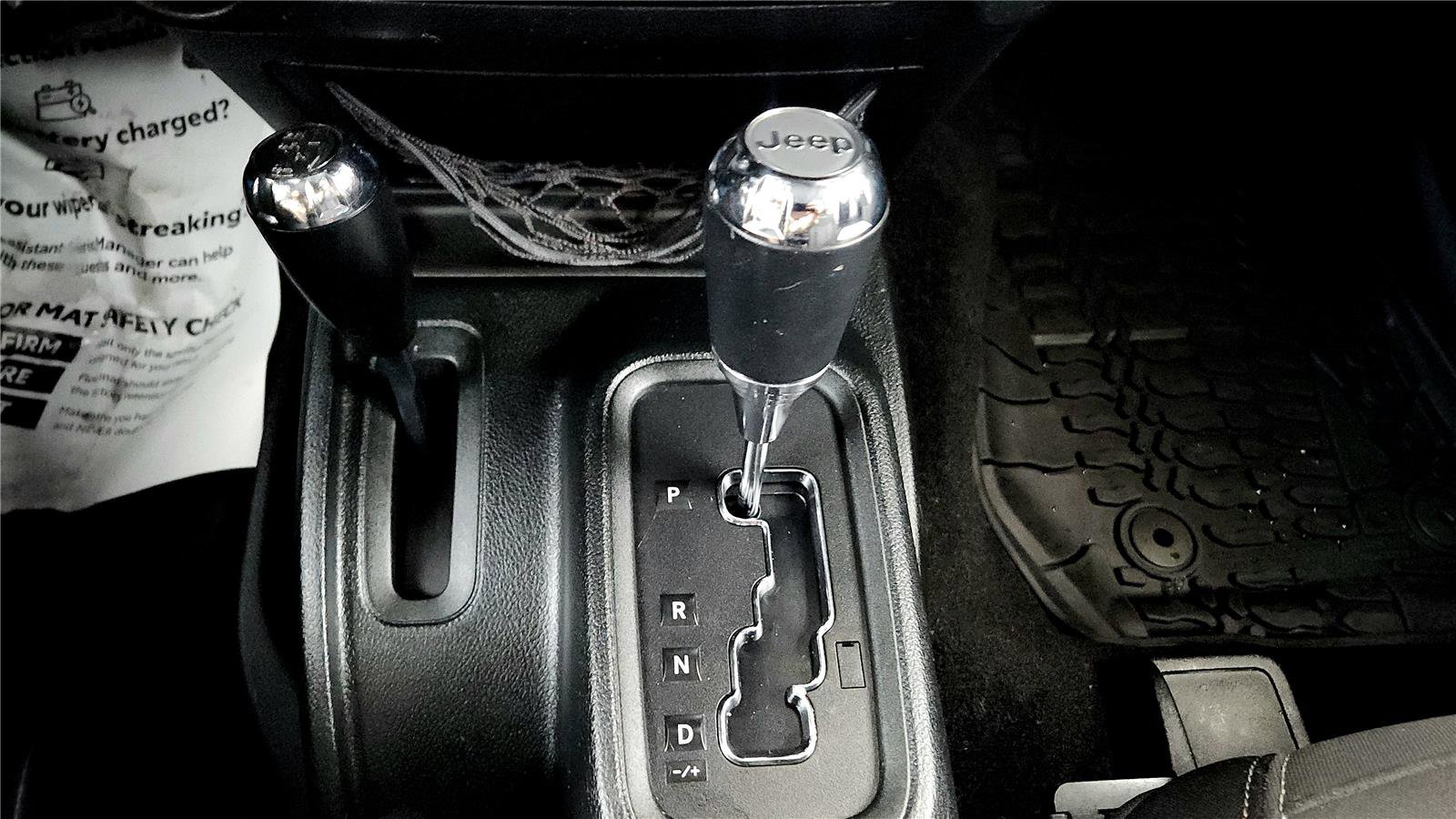 Used 2018 Jeep Wrangler Sahara w/ Connectivity Group image 20