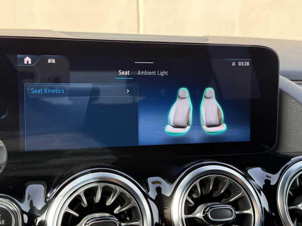 Used 2025 Mercedes-Benz GLA 250 image 20