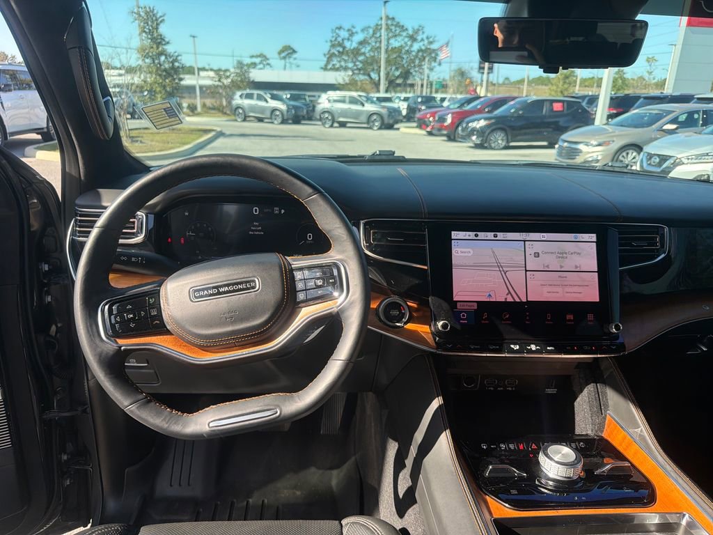 Used 2024 Jeep Grand Wagoneer Series III image 39