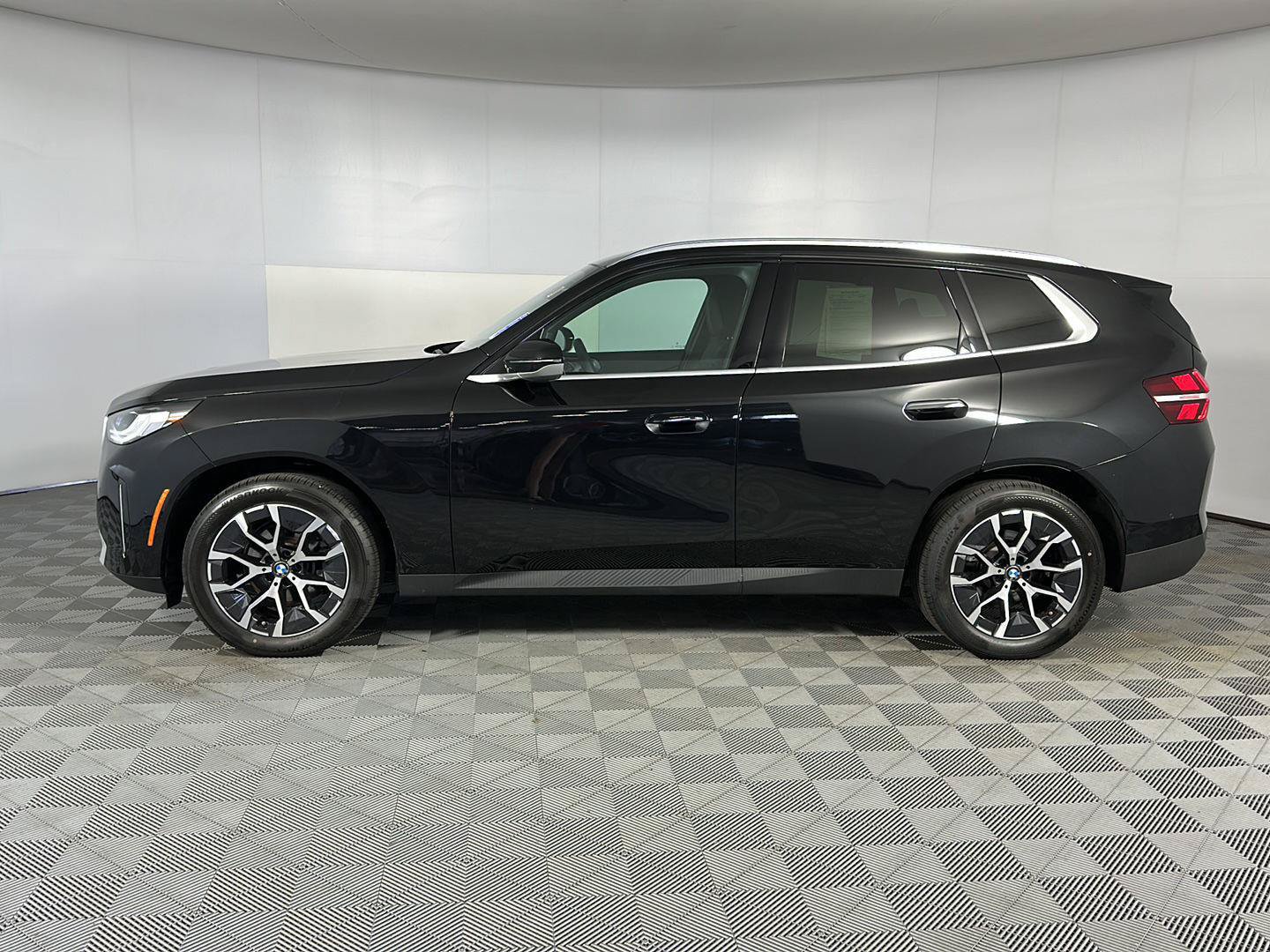 New 2026 BMW X3 xDrive30i w/ Convenience Package AWD/4WD image 9