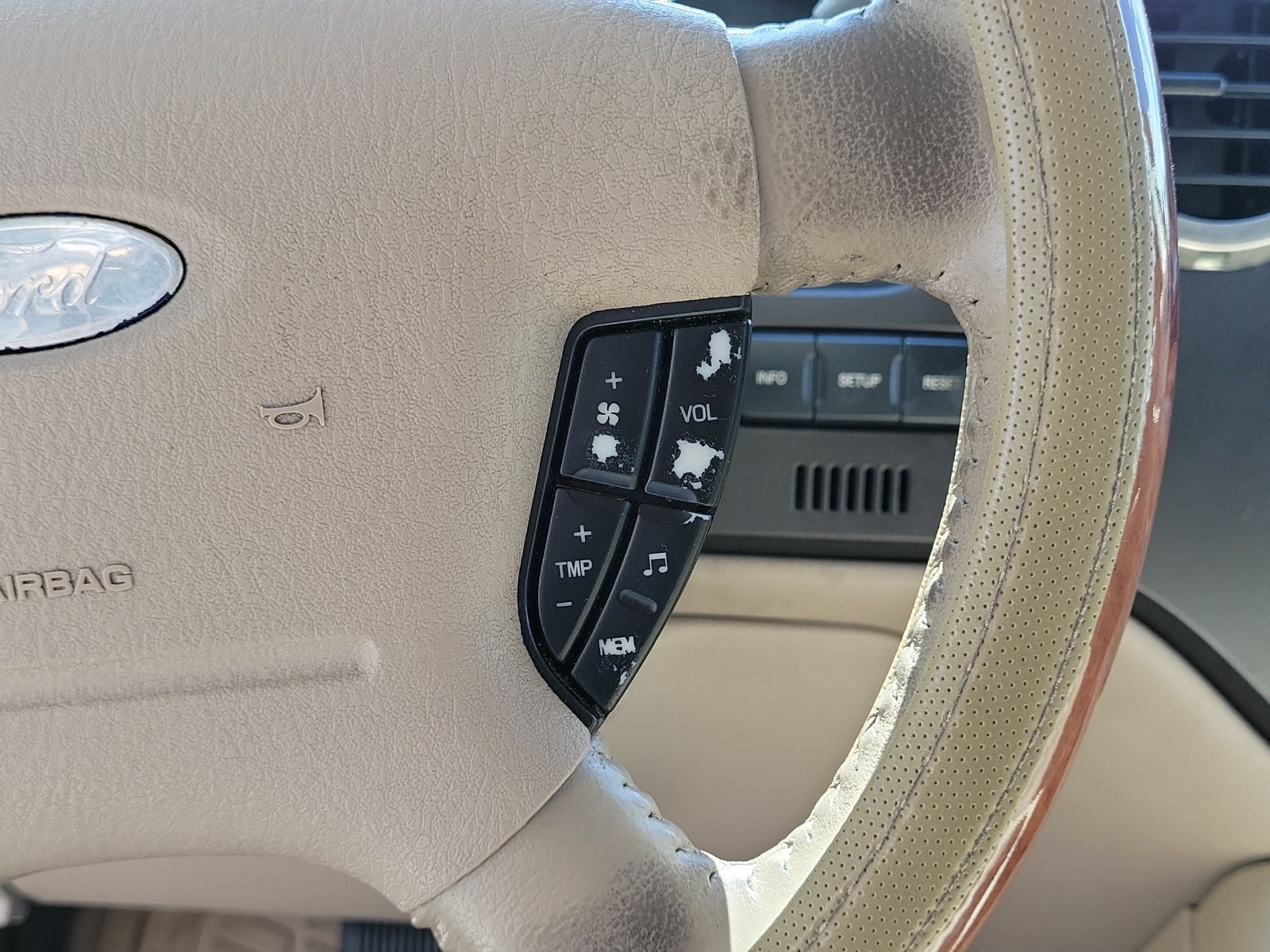 Used 2004 Ford Expedition Eddie Bauer RWD image 24
