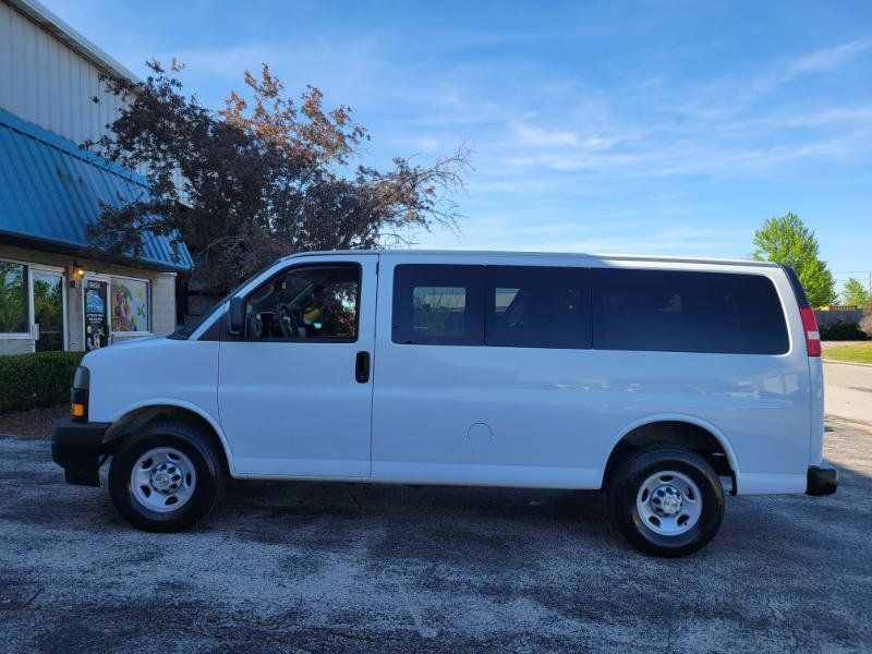 Used 2018 Chevrolet Express 3500 LS RWD image 73