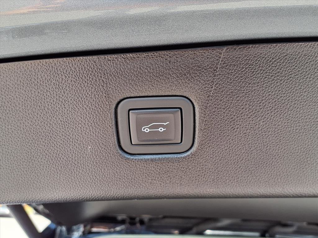 Used 2023 Chevrolet Blazer LT w/ Convenience Package image 9