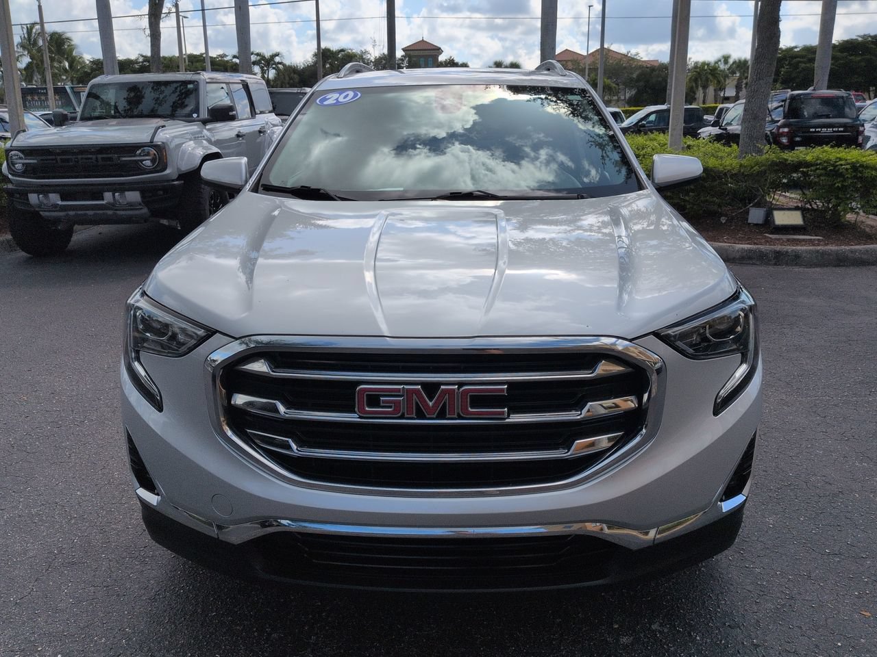 Used 2020 GMC Terrain SLT w/ Preferred Package FWD image 9