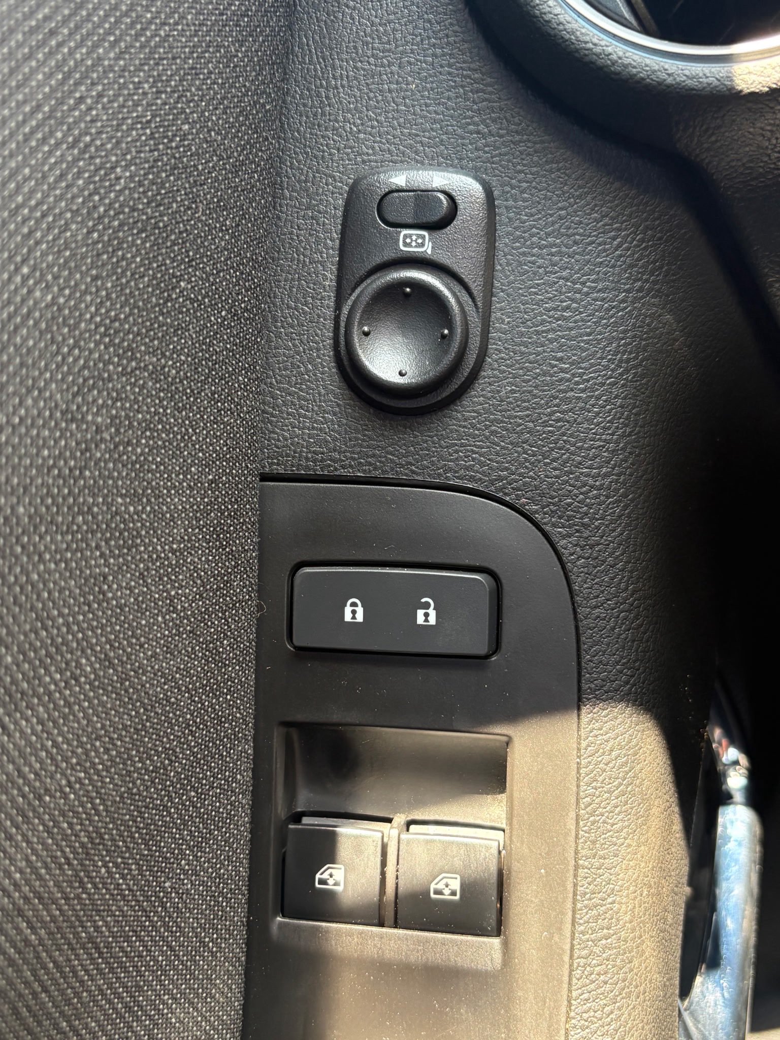 Used 2014 Chevrolet Camaro SS RWD image 17
