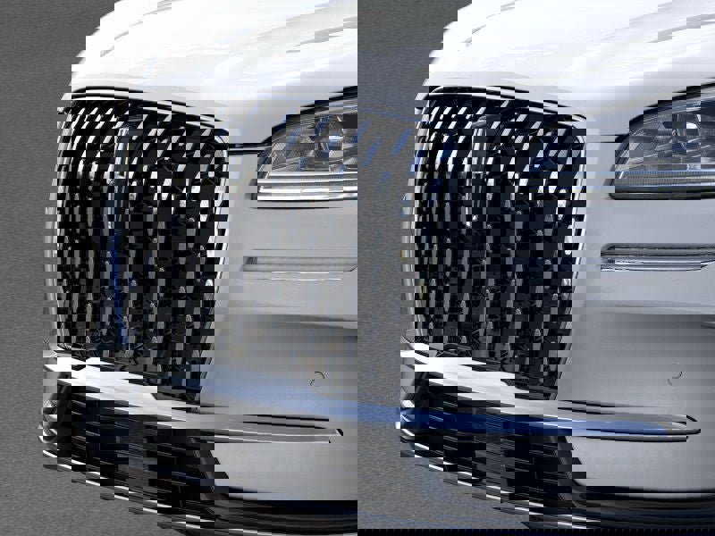 Used 2023 Lincoln Corsair Reserve w/ Equipment Group 202A image 17