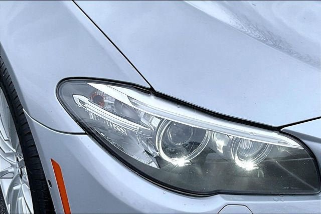 Used 2016 BMW 550i xDrive Sedan AWD/4WD image 30