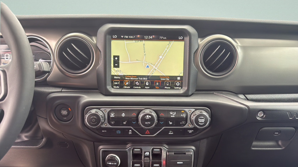 Used 2023 Jeep Wrangler Unlimited w/ Cold Weather Group AWD/4WD image 6