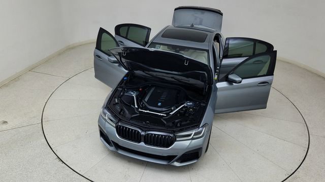 Used 2023 BMW 540i w/ M Sport Package image 83