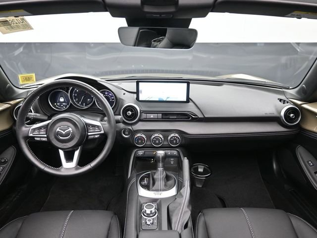 Used 2024 MAZDA MX-5 Miata RF Grand Touring w/ Appearance Package image 21