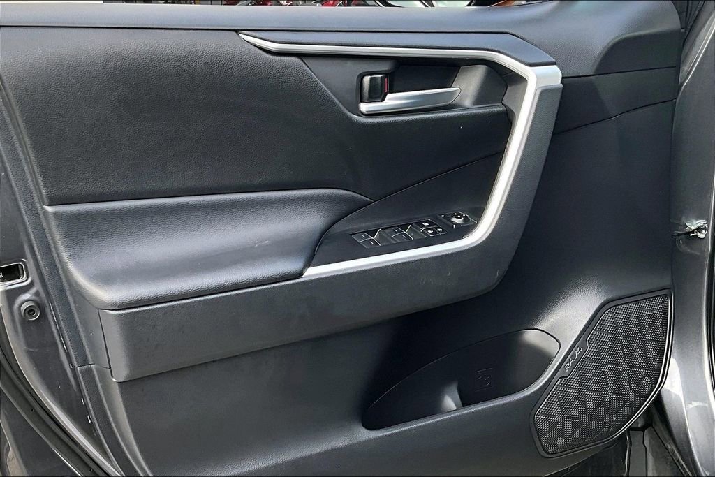 Used 2024 Toyota RAV4 XLE image 18