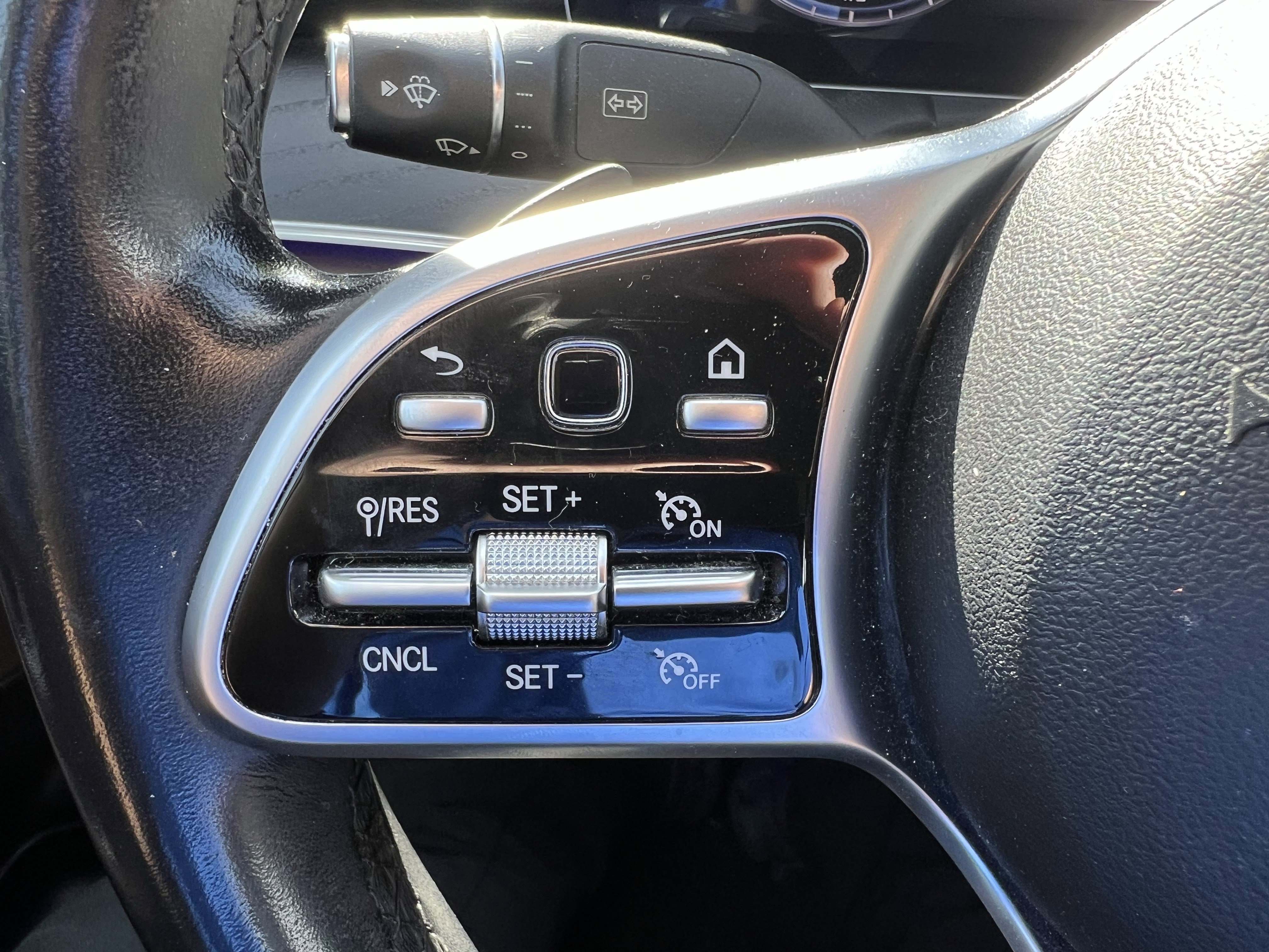 Used 2020 Mercedes-Benz E 350 Sedan image 19