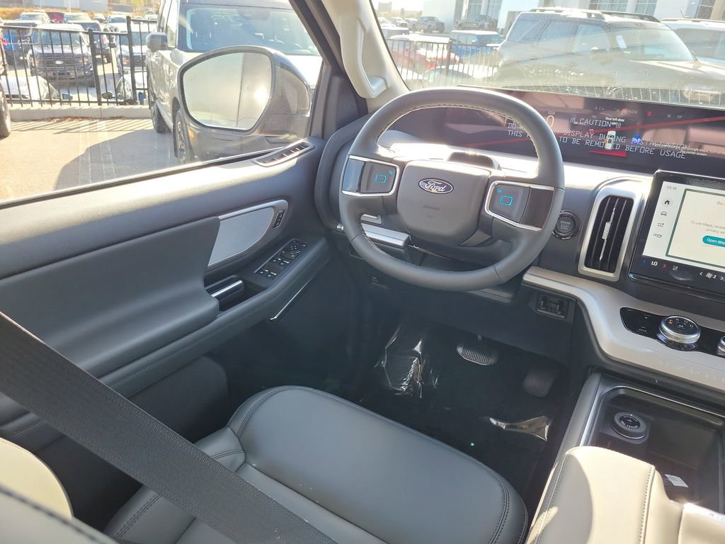 New 2026 Ford Expedition Active image 13