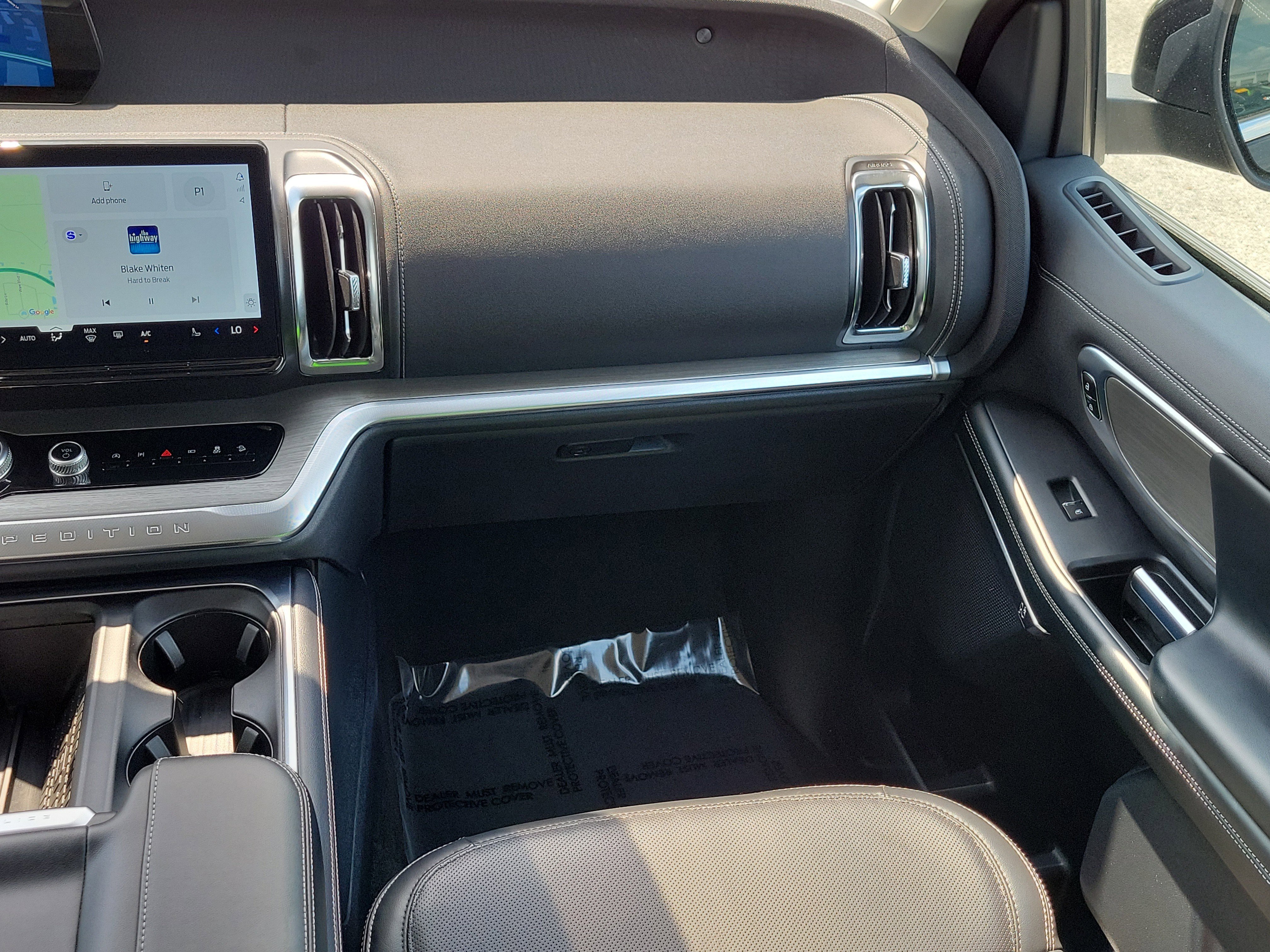 Certified 2025 Ford Expedition Platinum AWD/4WD image 17