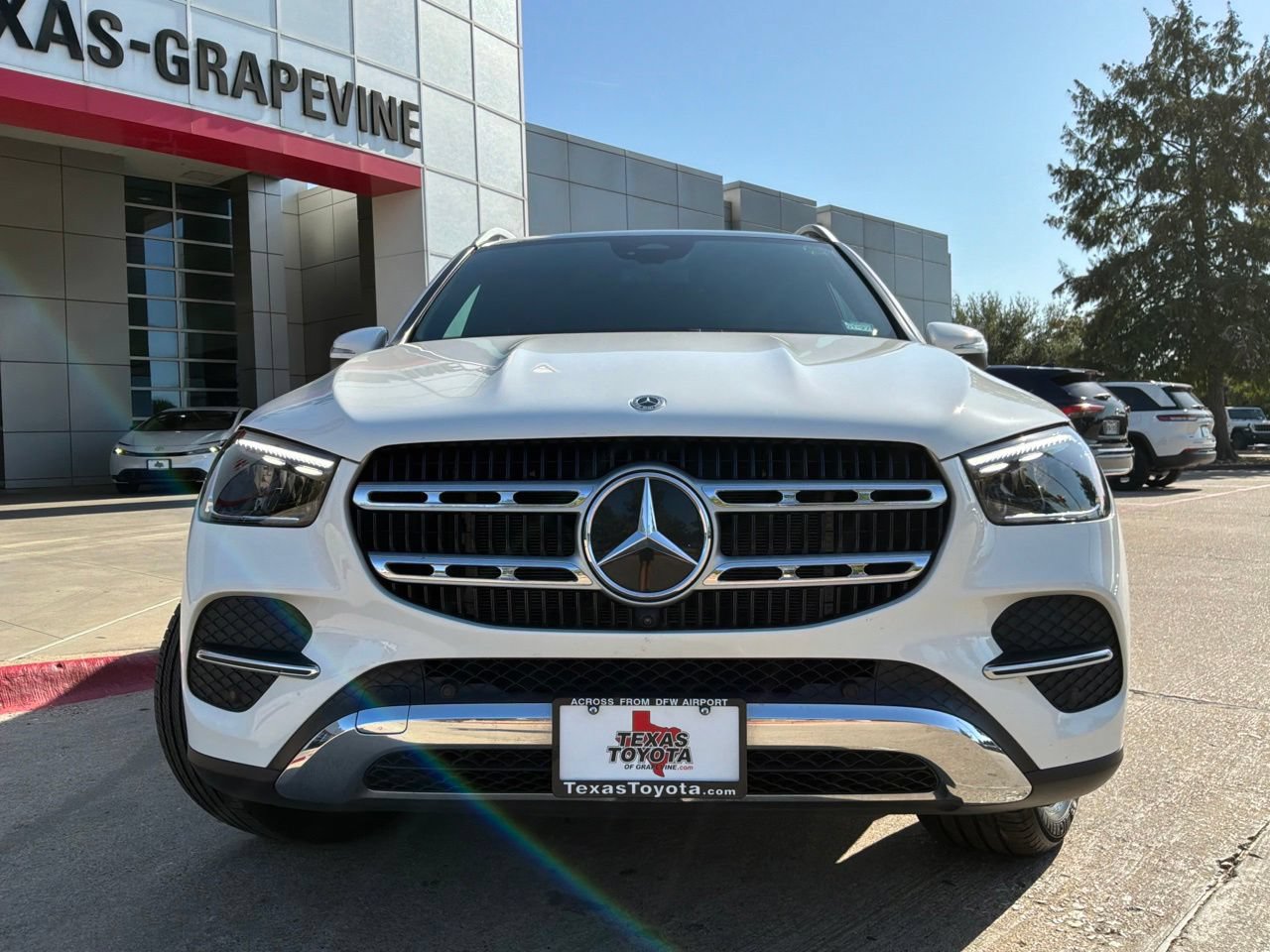Used 2026 Mercedes-Benz GLE 350 4MATIC image 3