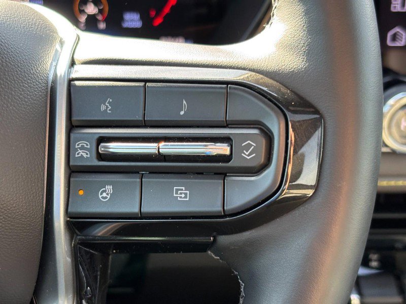 Used 2024 Chevrolet Colorado ZR2 w/ ZR2 Convenience Package III image 19