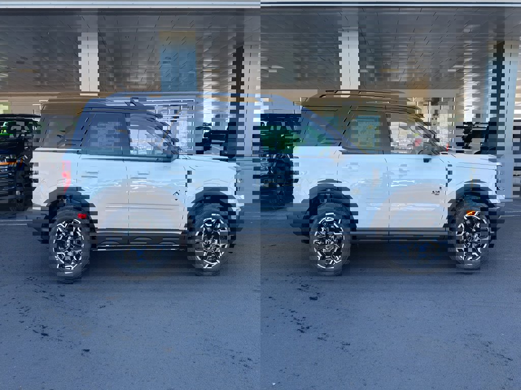 New 2025 Ford Bronco Sport Outer Banks w/ Outer Banks Tech Package+ image 4