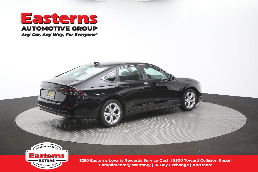 Used 2025 Honda Accord LX image 43