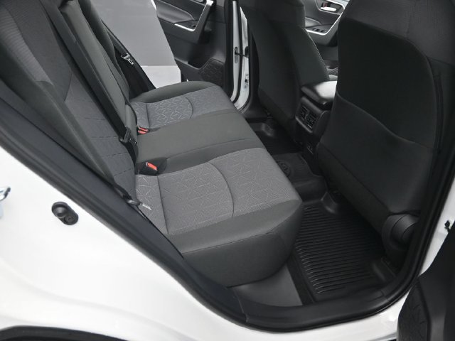 Used 2025 Toyota RAV4 XLE AWD/4WD image 16