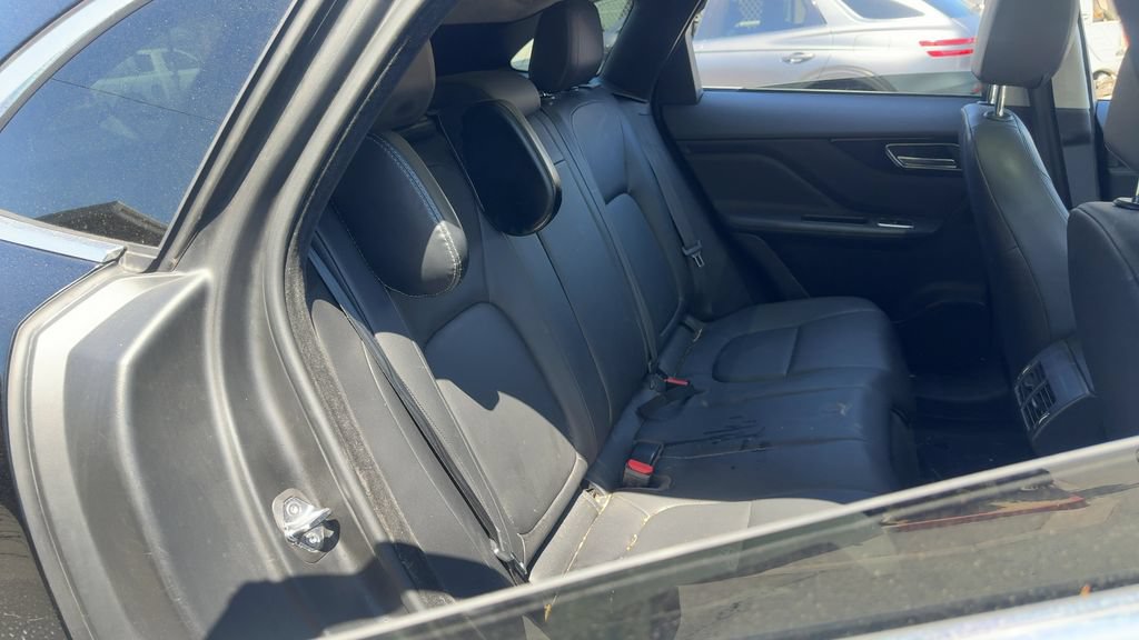 Used 2020 Jaguar F-PACE AWD/4WD image 13
