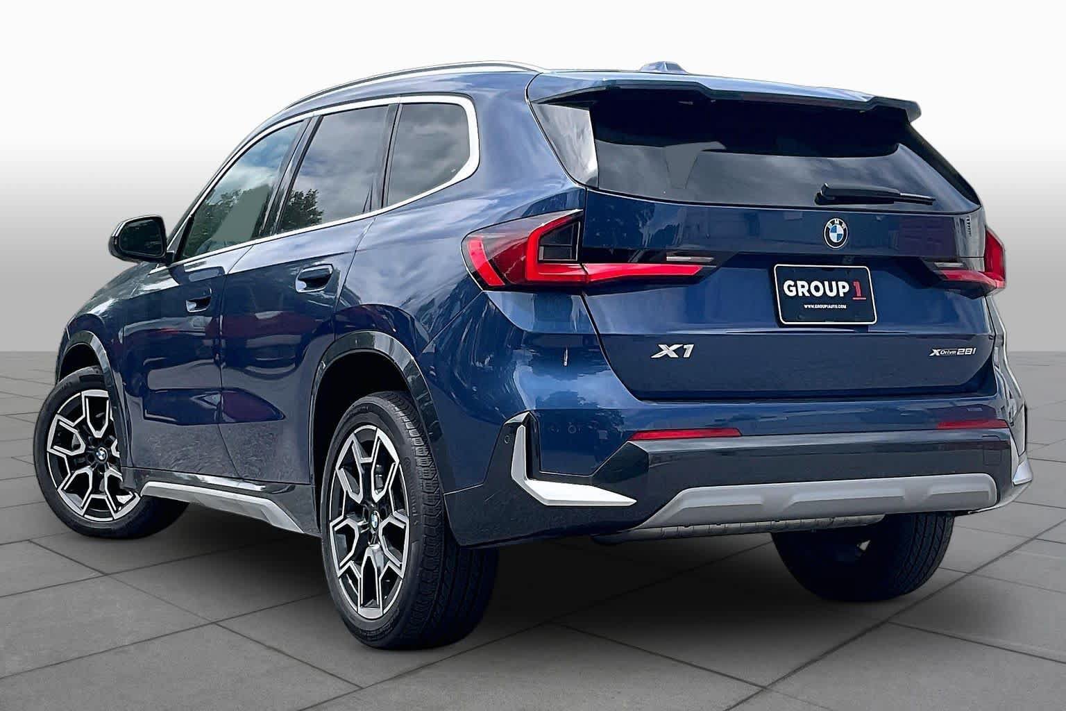 Certified 2025 BMW X1 xDrive28i AWD/4WD image 11