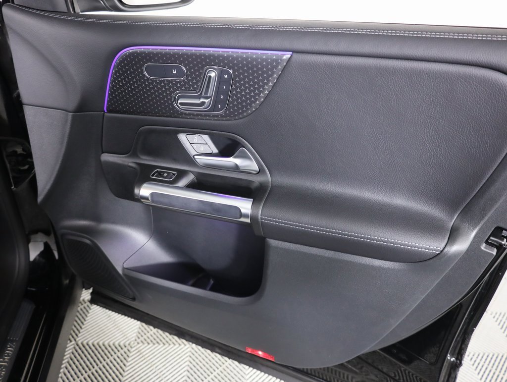 Certified 2025 Mercedes-Benz GLB 250 4MATIC image 45