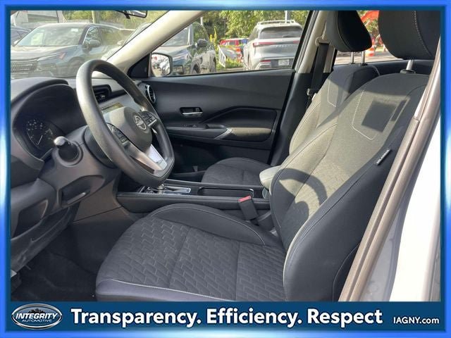 Certified 2023 Nissan Kicks SV FWD image 15