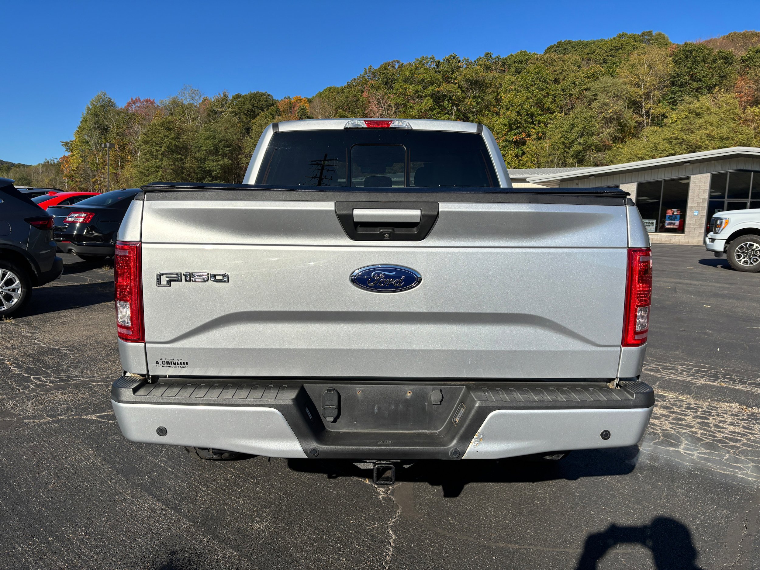 Used 2017 Ford F150 XLT w/ Equipment Group 302A Luxury image 5