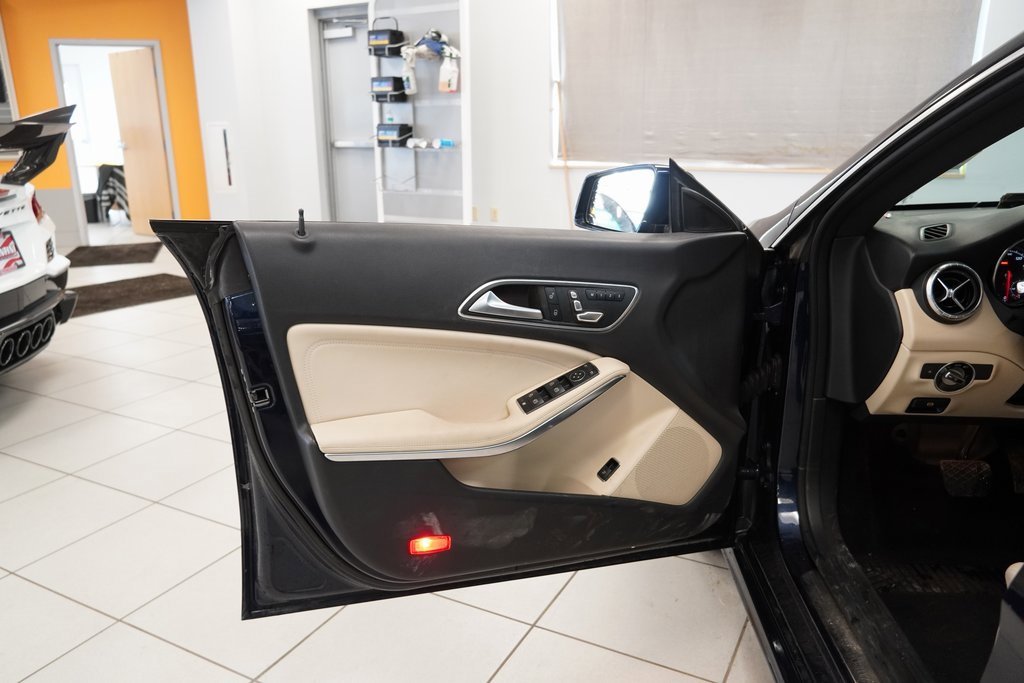 Used 2018 Mercedes-Benz CLA 250 CLA 250 4D Sedan image 6