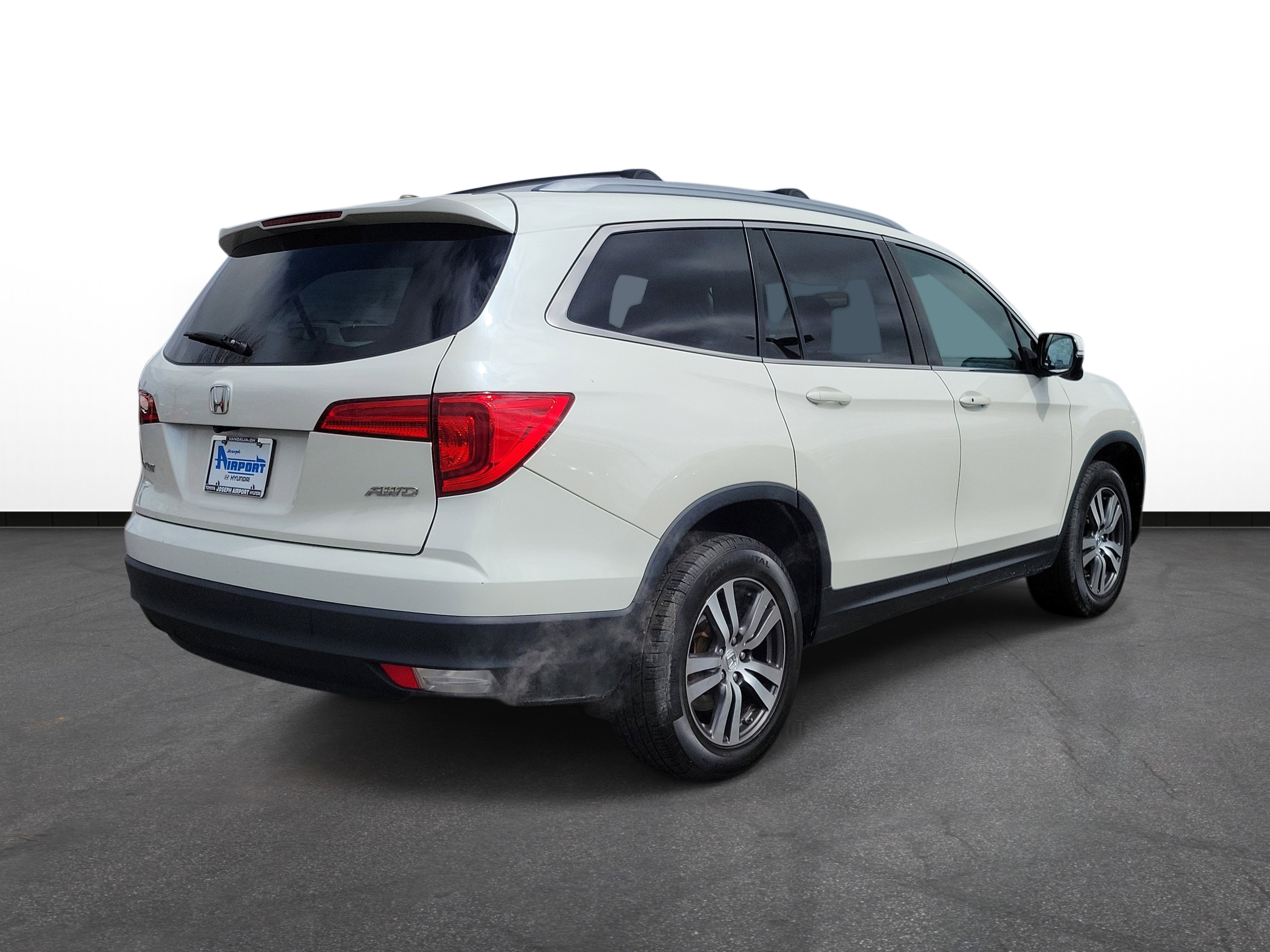 Used 2017 Honda Pilot EX-L image 4