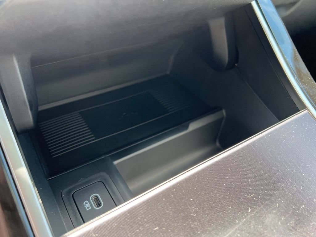 New 2026 Land Rover Range Rover Velar Dynamic SE image 19