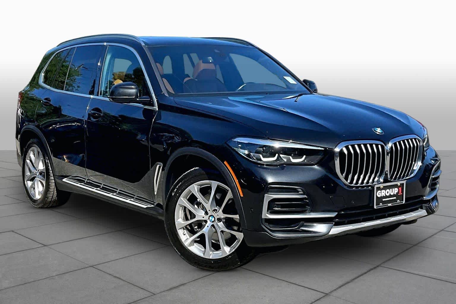 Used 2023 BMW X5 xDrive40i w/ Premium Package AWD/4WD image 3