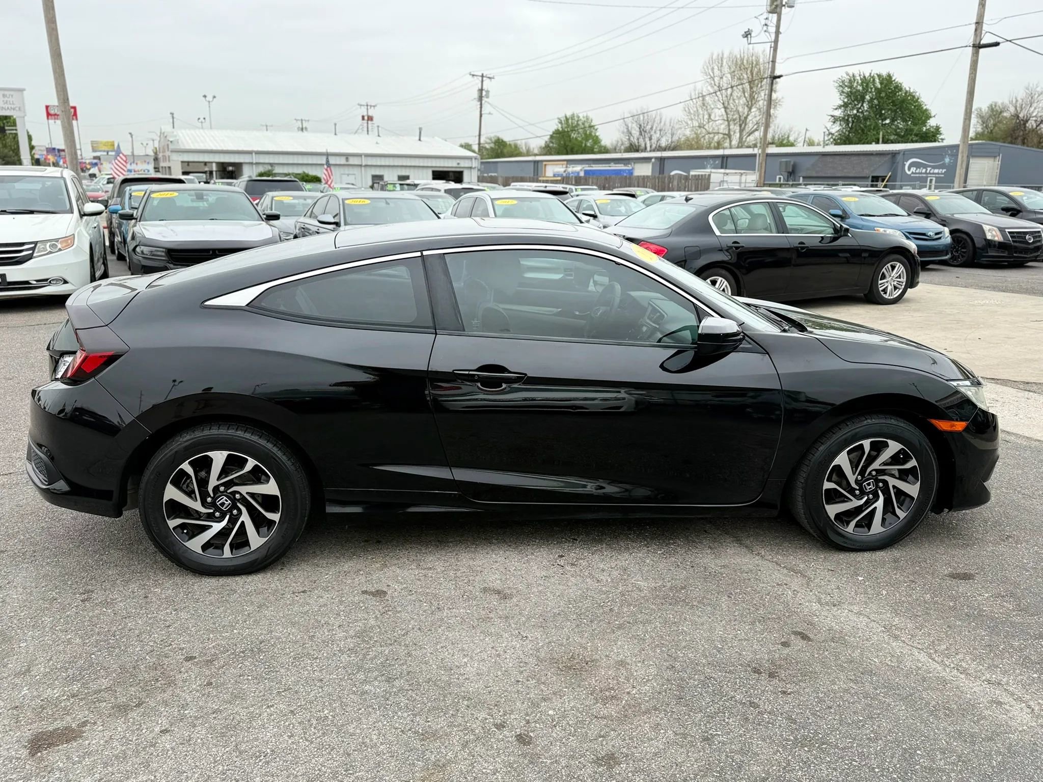 Used 2018 Honda Civic LX-P image 3