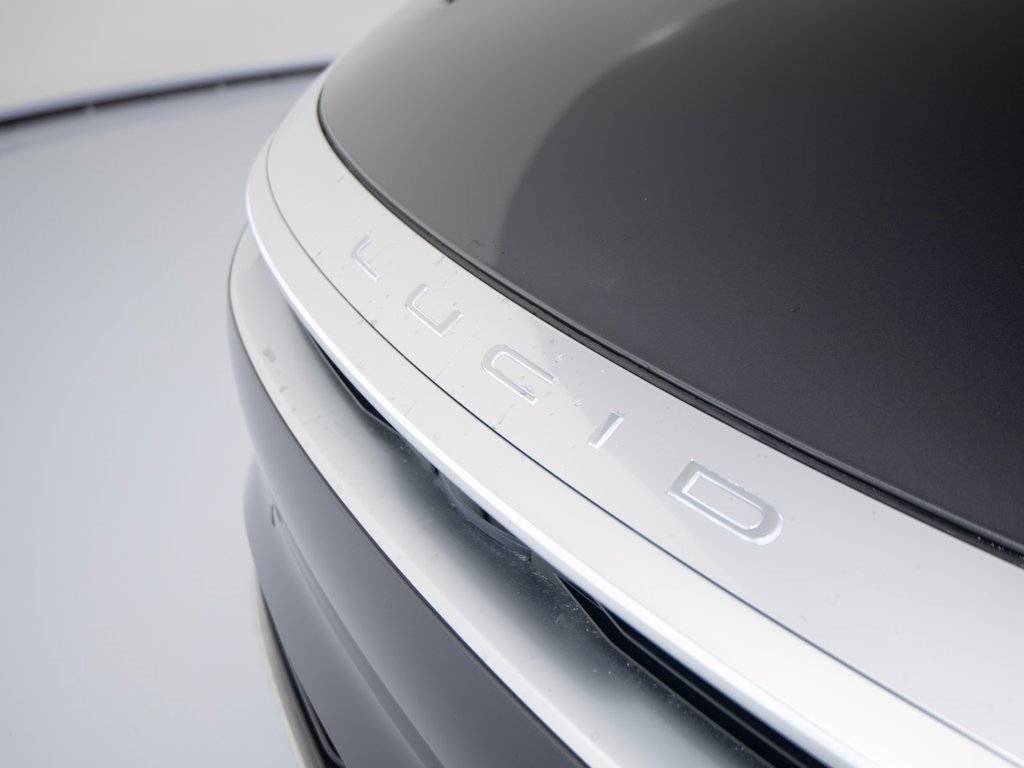 Used 2022 Lucid Air Grand Touring image 32